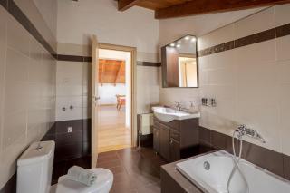 Villa Konstantinos Hilltop Vineyard Escape - Almyrida - 9