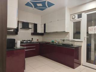 Luxury 3BHK in KR Puram Stunning Views on 15 Floor, Pool & Private Garden - Bangalore - 8