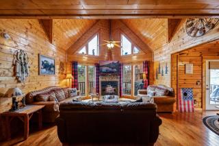 Pigeon Forge Cabin, Pet-friendly, Prime Location - Pigeon Forge - 9