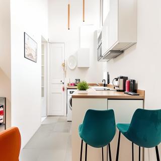 Cosy and Modern near Champs-Élysées - Arc de Triomphe - Paris - 7