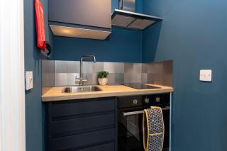 Cosy Studio Apartment Town Centre Location - 8