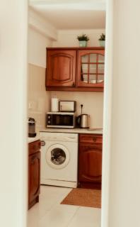 Balili Beach House - Ferrel - 4