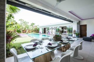 Modern Villa 4 Br Large Pool And Garden Seminyak - Seminyak - 2