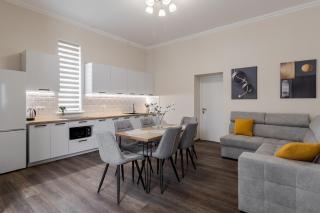 DeMar Apart Central - 1