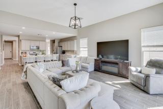 Maricopa Home with Yard - 1 Mi to Harrahs Casino! - Maricopa - 0