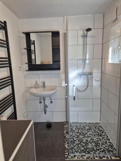 Haus Evelynchen Apartment 2 Deutschhof - - 9