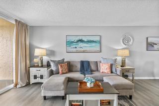 Beachfront Oceanview Condo with Office Space - Work, Relax, Walk to Flagler Ave - New Smyrna Beach - 3