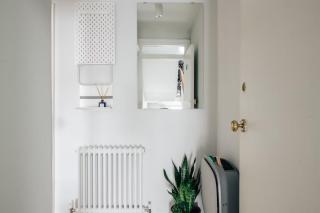 The Contender - Fitzrovia - by Frankie Says - Londen - 5