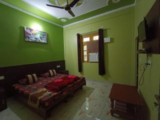 Ratan guest house - Narendranagar - 0