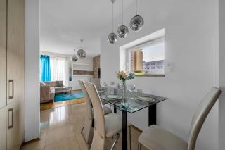National Stadium - 7th Floor, Parking and Balcony - By Rentujemy - Varsavia - 3