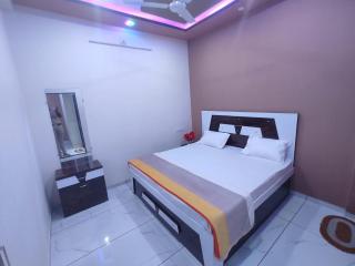Natkhat Homestay - Garudeshwar - 8