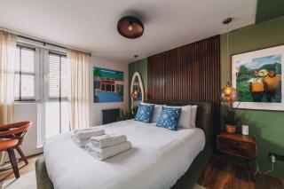 Peaceful & Unique Maisonette In Zone 2 - 9
