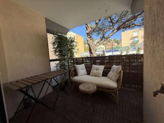 T2 centre ville/Plage/Commerces/Clim - Le Lavandou - 2
