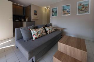 T2 cabine rénové/Piscine/Clim/commerces - Le Lavandou - 9