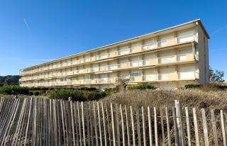 T2 pied dans l'eau- Vue mer- Proche commerces - Le Lavandou - 3