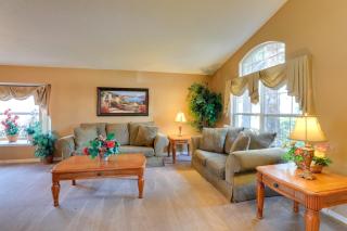 5 Mi to Disney Lake-View Villa in Emerald Island! - Kissimmee - 7