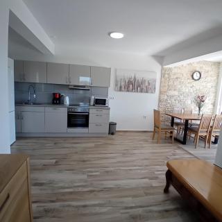 Apartments Ana - Turanj - 4