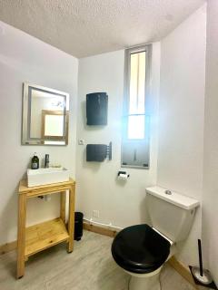 FREDANNE, appartement moderne wifi, fibre à 100m de la plage - Canet-en-Roussillon - 4