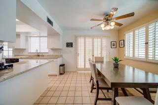 5 Mi to Camelback Ranch Pet-Friendly Home with Pool - Litchfield Park - 3
