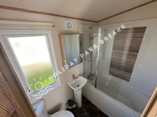 Elan Gold 2bedroom with Bath by Main Complex,West Sands - Selsey - 4
