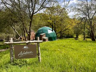 Luna Domes - 7