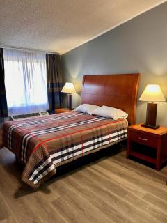 Sunwestern Suites - Douglasville - 1