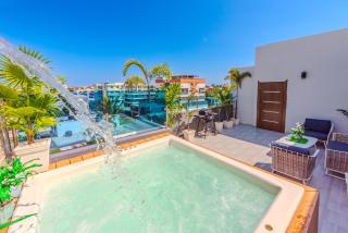 Ultimate Relaxation Private Jacuzzy and premium comfort - Los Frailes - 1