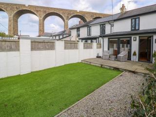 Anneth Lowen - Hayle - 8