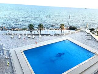 Frontline Apartment Sea Views - Pool - Center - Torrevieja - 6