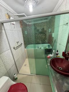 CASA DE DOIS PAVIMENTOS COM SUITEs - Belém - 8