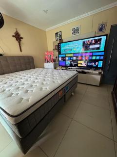 CASA DE DOIS PAVIMENTOS COM SUITEs - Belém - 6
