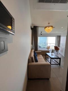 Luxury suites,Supernova Noida - New Delhi - 9