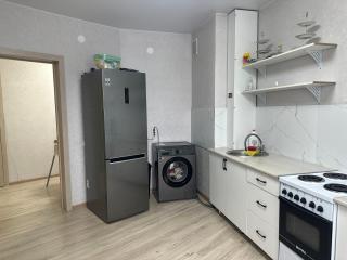 Уютная квартира - Öskemen - 4