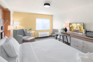 Holiday Inn Redding by IHG - 1