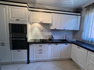 SunnyHill Apartment Ideal for Families & Groups - Pristina - 6