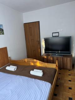 Pokoje i Apartamenty Pod Wyciągiem - Karpacz - 3