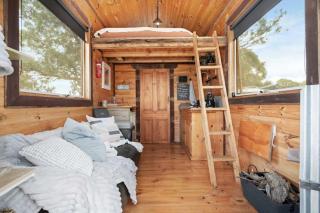 Hillsview Cottage by Tiny Away - Taradale - 9