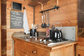Hillsview Cottage by Tiny Away - Taradale - 5