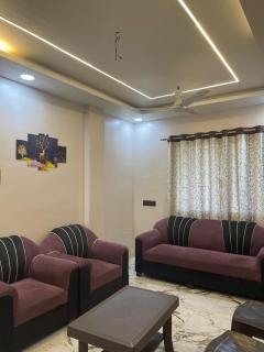 Nagpur Stay Spacious 1BHK with Kitchen & Parking - Nagpur - 1