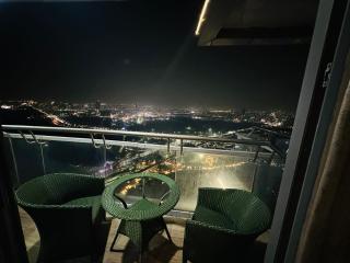 Elevated Elegance Skyline - Nova Deli - 7