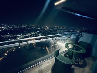 Elevated Elegance Skyline - Nova Deli - 6