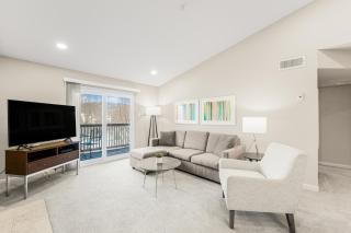 AVE Malvern - Extended Stay Furnished Apartment - 9