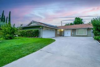 Modern Oasis for Families & Business, Pets OK, EV - Orange - 2