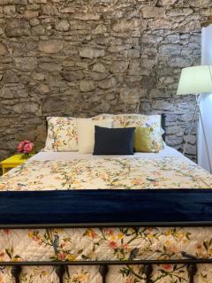 City Center Luxurious Studio - 8