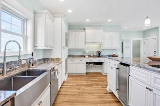 Ocean's 7 - Oak Island - 2