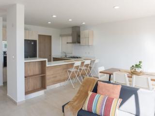 Casa en fraccionamiento privado con alberca y asadores - Almarena 1438 - La Florida - 2