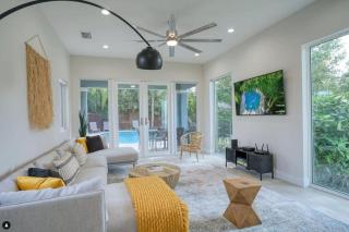 Chic Pool Oasis Modern Open Floor King Beds - Fort Lauderdale - 6