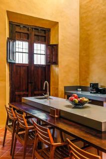 4BR Colonial Elegance and Priv Oasis Downtown Merida - Mérida - 3