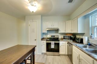Downtown Home with Yard and BBQ - 6 Mi to Downtown! - Beaufort - 1