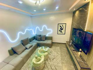 Luxurious Lekki Haven - 24hr Electricity - Lekki - 7